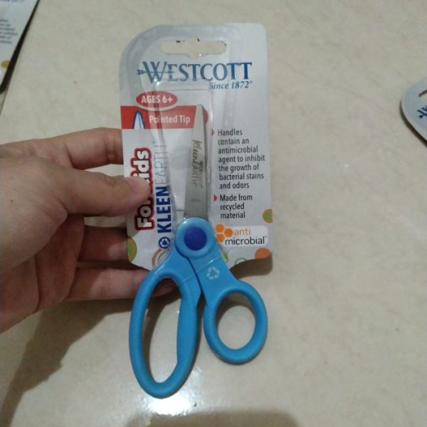 WESTCOTT pointed tip for kids gunting anak2 anti microbial 6 - Biru Muda