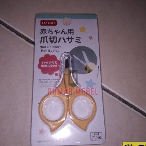 Nail scissors for babies,gunting kuku utk bayi dg penutup