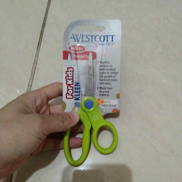 WESTCOTT pointed tip for kids gunting anak2 anti microbial 6 - Hijau