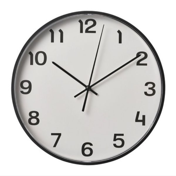 Pluttis jam dinding angka besar elegan simple D 28 cm wall clock