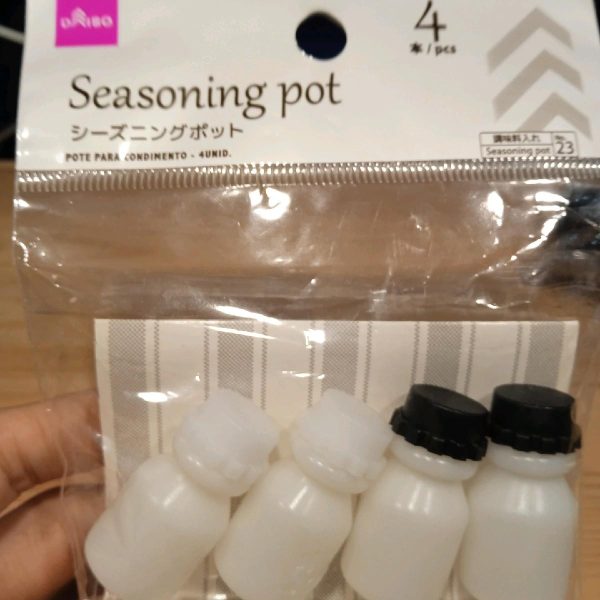 Daiso seasoning pot botol saos kecap 4 pc bahan plastik bento saos bekal anak sekolah - Image 2