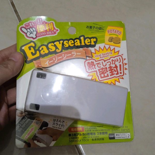 Daiso easy sealer penutup sisa keripik seal plastik - Image 2