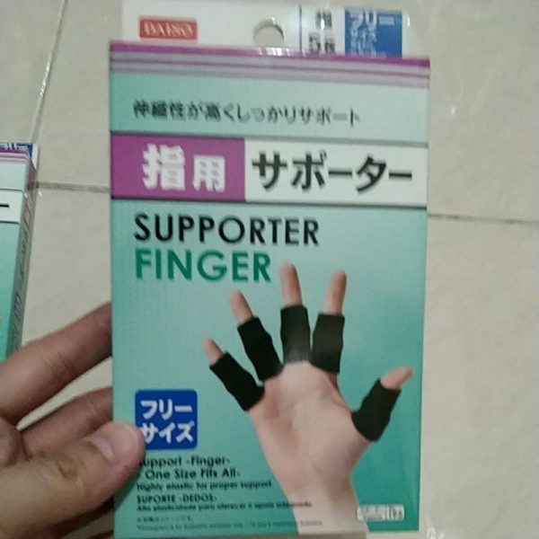 DAISO finger supporter all size pelindung jari tangan saat olahraga TC-0229 - Image 2