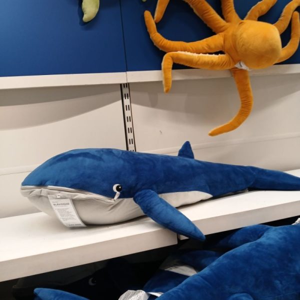 IKEA BLAVINGAD boneka ikan paus biru besar dan empuk jumbo blue whale TC-0060