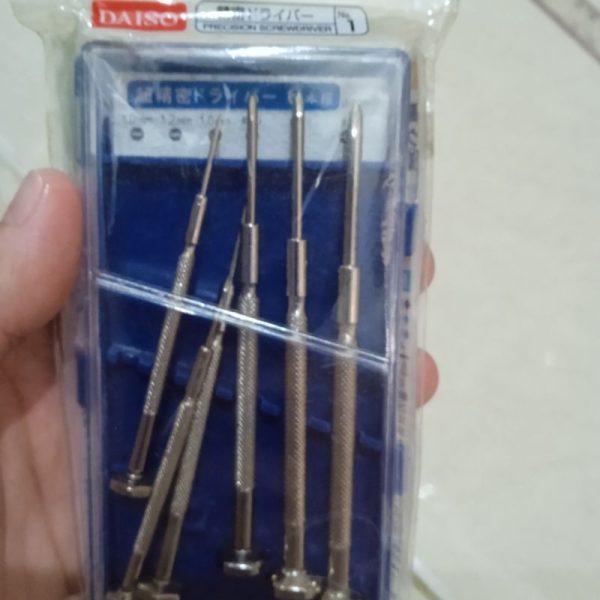 DAISO super precision screwdriver 6pc obeng kamera, lensa kacamata, jam tangan TC-0298 - Image 2