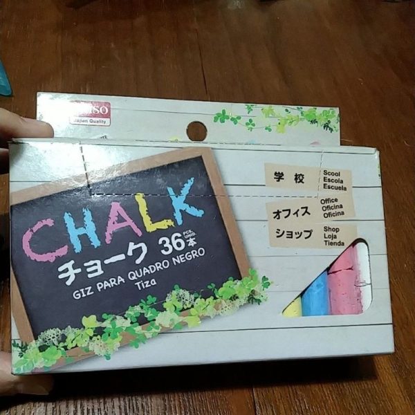 Daiso kapur papan tulis hitam isi banyak 36 pc 4 warna chalkboard TC-0750