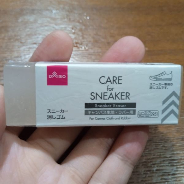 DAISO hapusan pembersih sepatu kanvas dan karet care for sneaker eraser TC-0857