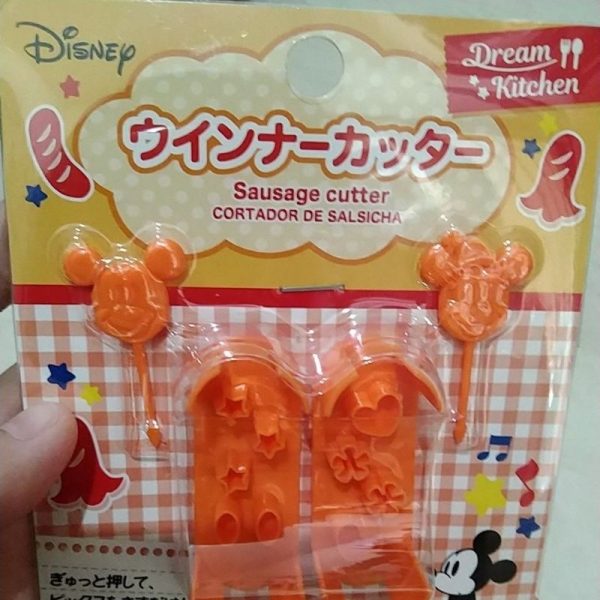 Daiso sausage cutter w/pick cetakan sosis dengan tusukan bento mickey TC-0210 - Image 2