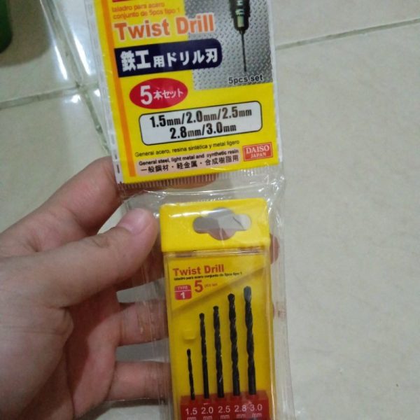 DAISO mata bor besi ukuran kecil 5pc twist drill TC-0584 - Image 2