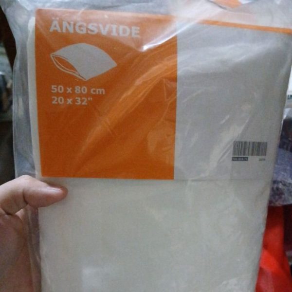 IKEA ANGSVIDE sarung bantal dengan resleting 50 x 80 cm TC-0077