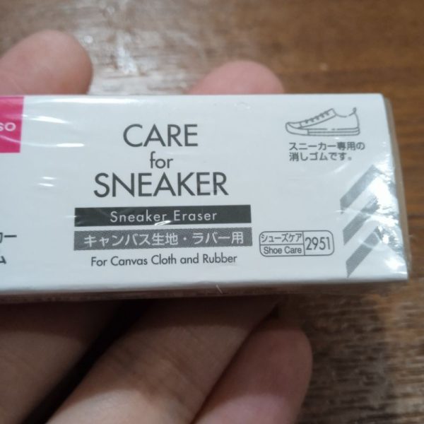 DAISO hapusan pembersih sepatu kanvas dan karet care for sneaker eraser TC-0857 - Image 3