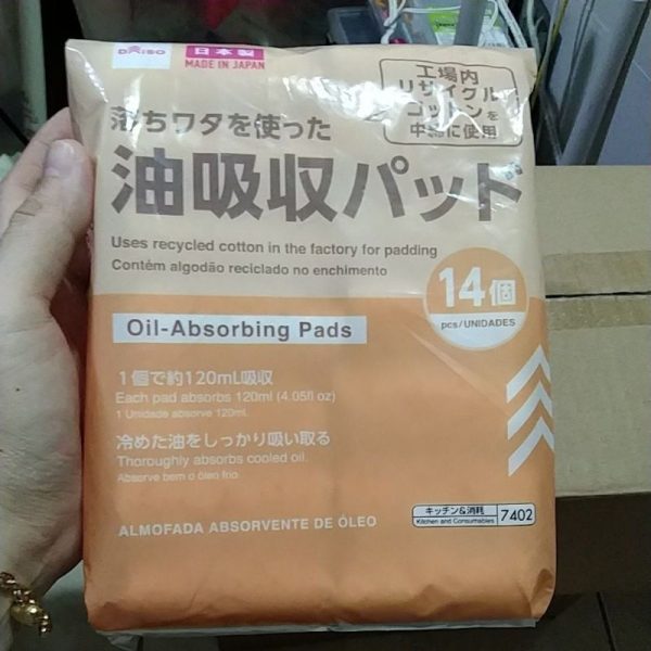 Daiso oil absorbing pads kapas serap minyak goreng bekas 14 pc go green TC-0495