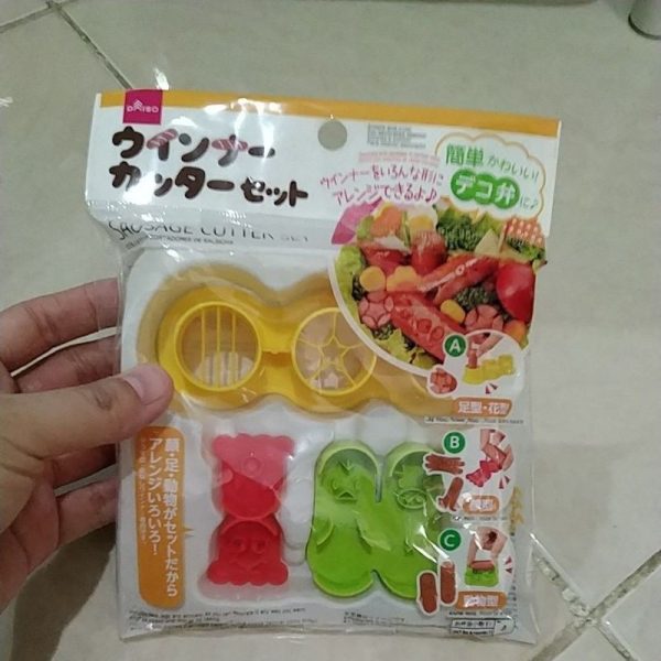 Daiso cetakan sosis bento sausage cutter 3pc TC-0699